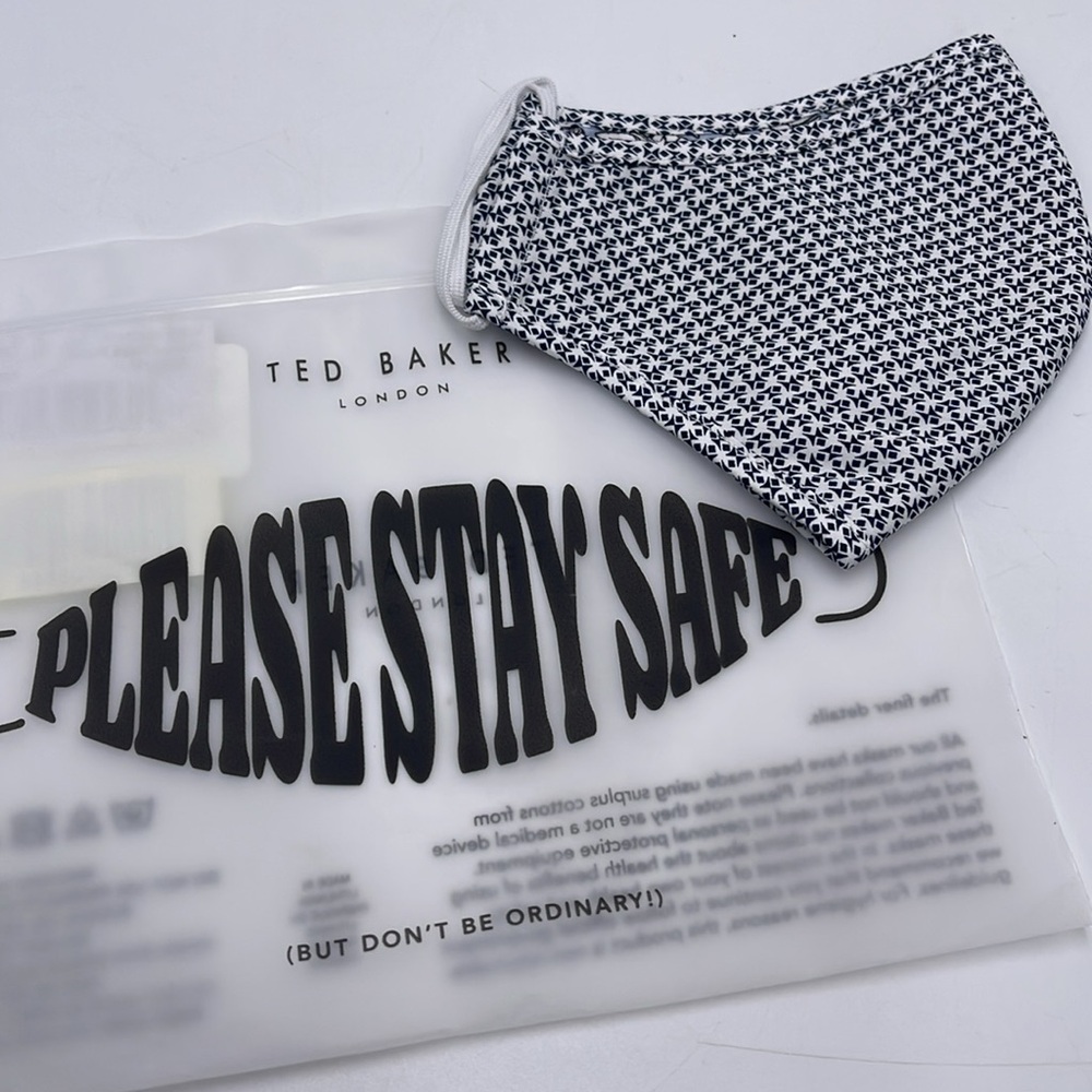 TED BAKER LONDON Reversible Reusable FACE MASK 
NWT 
OS - Picture 5 of 16